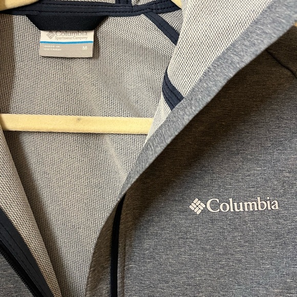 Columbia Women’s M Miller Peak Softshell Gray Jacket Size Small - Picture 2 of 4